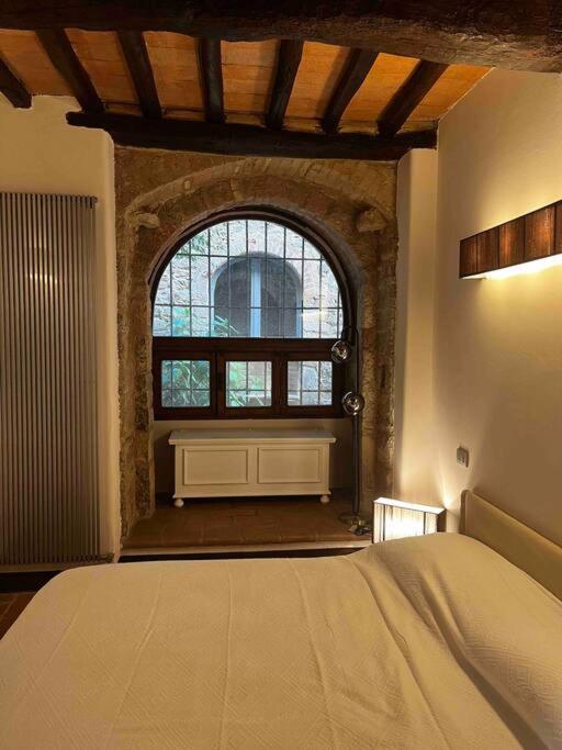 Medieval Tower In Umbria With Swimming Pool Montelagello Exterior photo