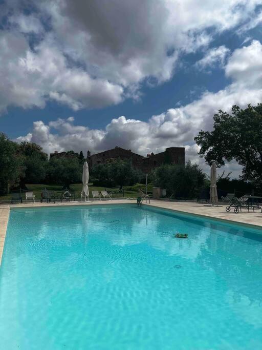 Medieval Tower In Umbria With Swimming Pool Montelagello Exterior photo